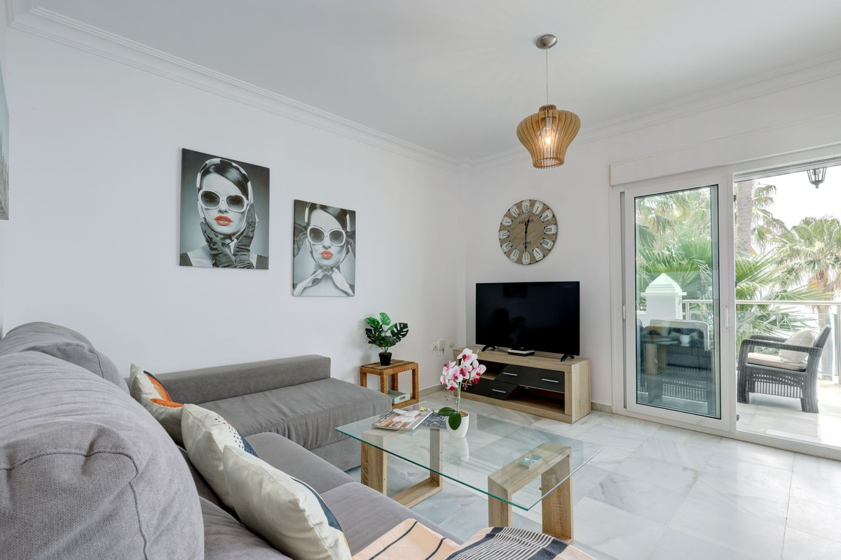 Appartement te koop in Estepona | 2 slaapkamers H5327533