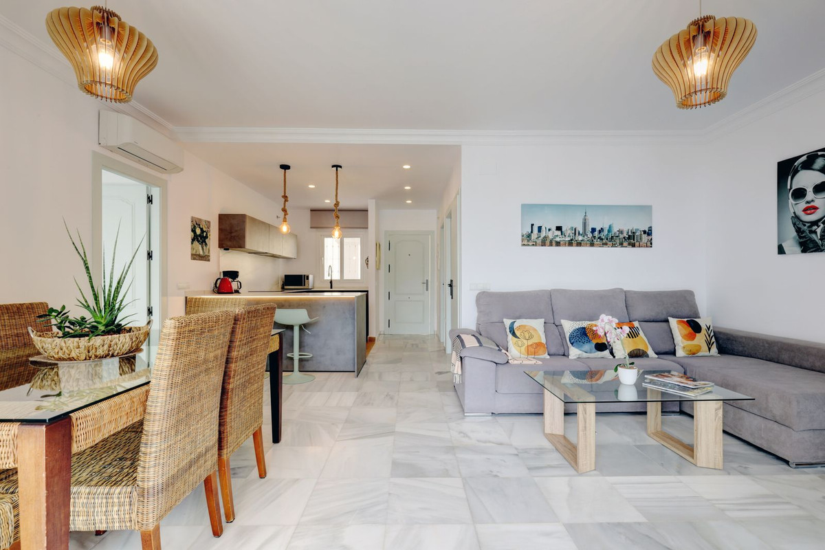 Appartement te koop in Estepona | 2 slaapkamers H5327533