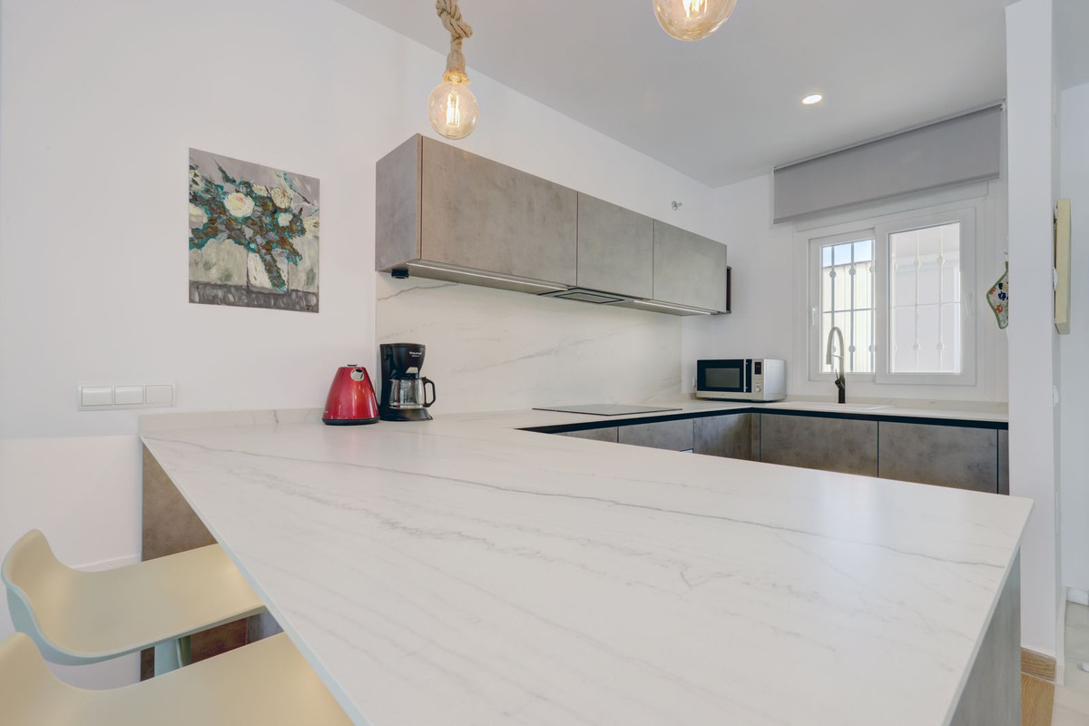 Appartement te koop in Estepona | 2 slaapkamers H5327533