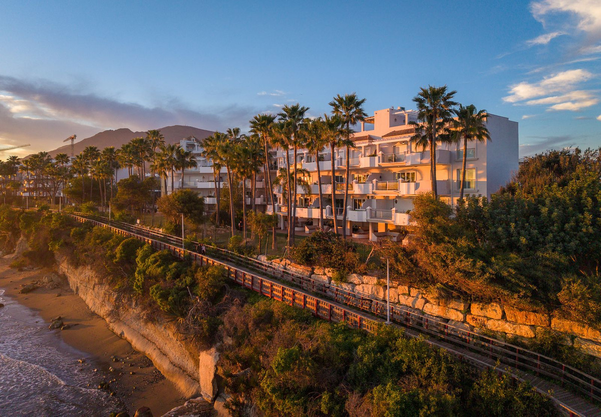 Appartement te koop in Estepona | 2 slaapkamers H5327533