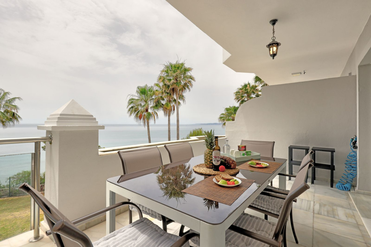 Appartement te koop in Estepona | 2 slaapkamers H5327533