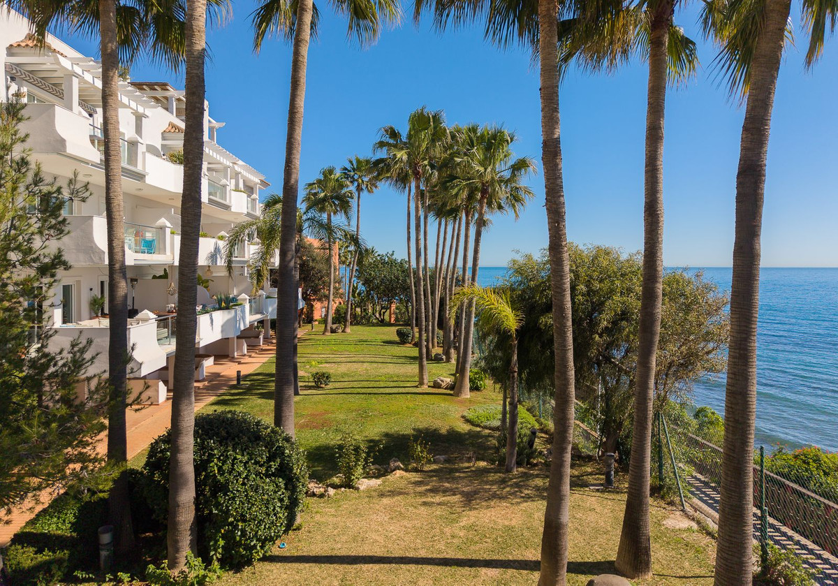 Appartement te koop in Estepona | 2 slaapkamers H5327533