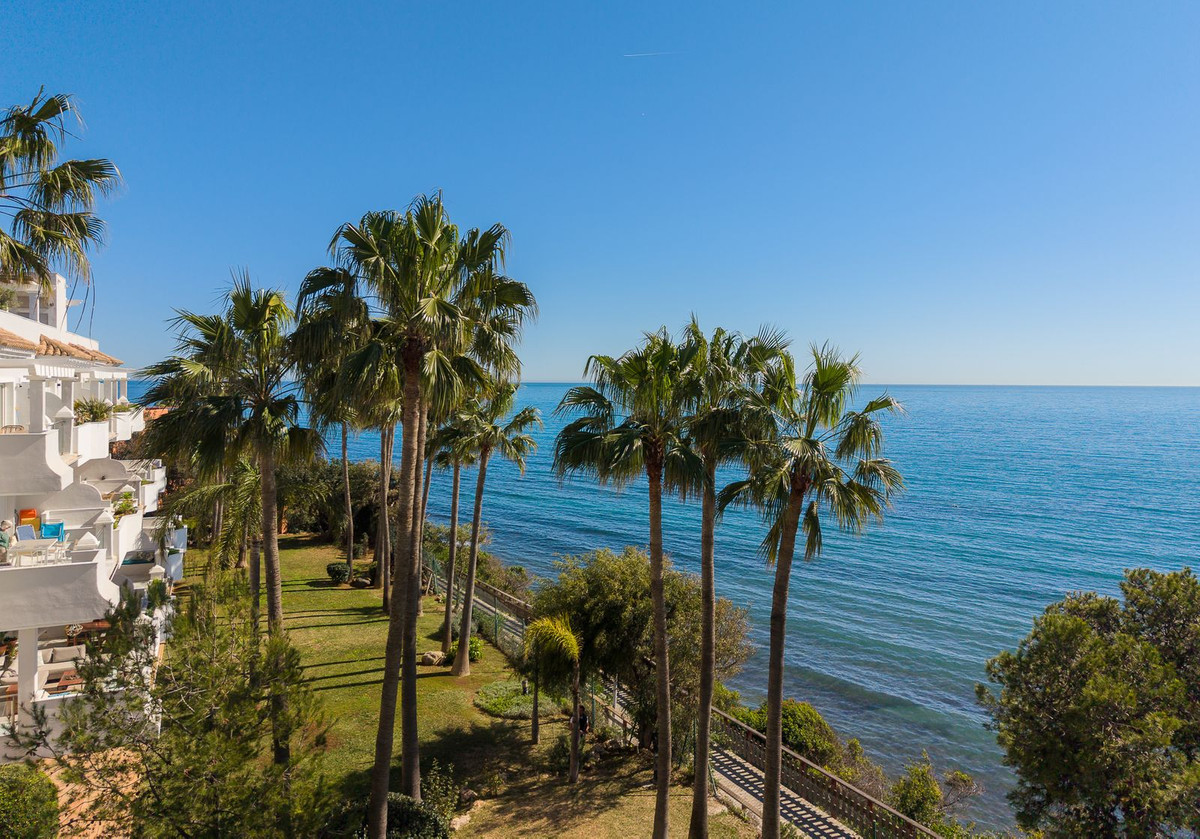 Appartement te koop in Estepona | 2 slaapkamers H5327533