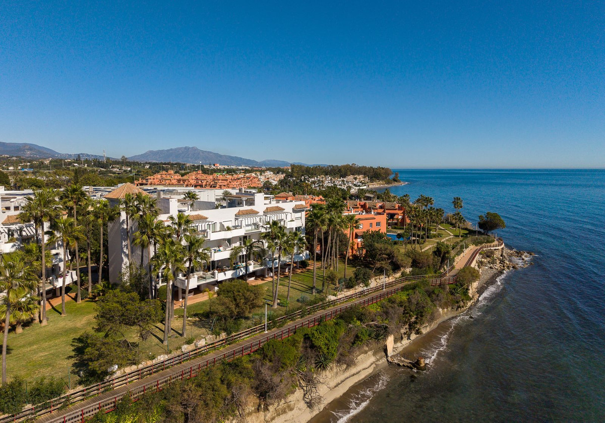 Appartement te koop in Estepona | 2 slaapkamers H5327533