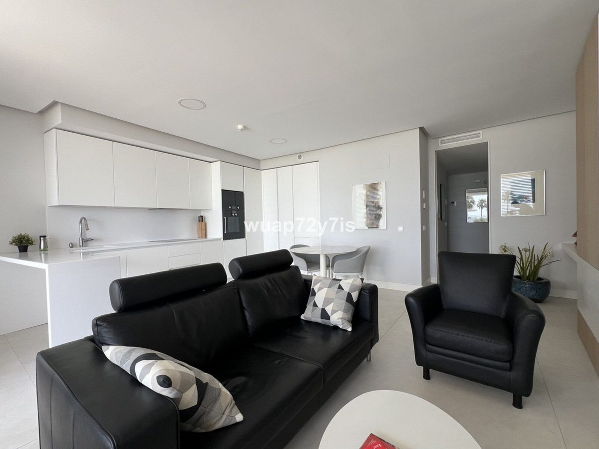 Appartement te koop in Estepona | 2 slaapkamers H5327596