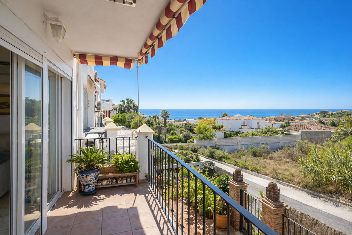 Duplex te koop in Estepona | 3 slaapkamers H5327881