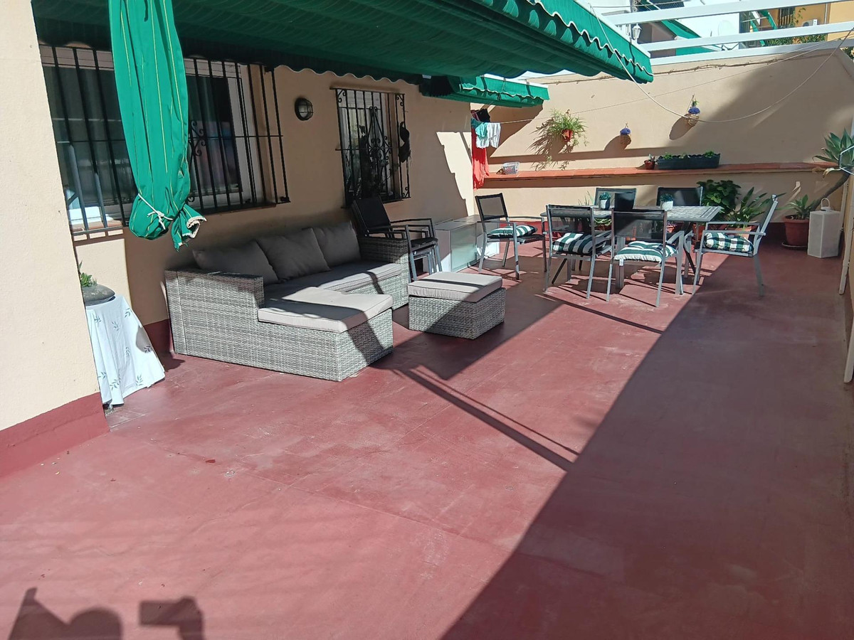 Appartement te koop in Estepona | 3 slaapkamers H5328496
