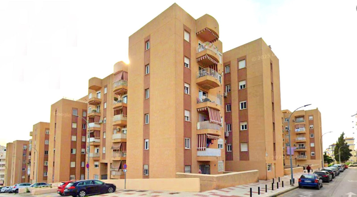 Penthouse te koop in Estepona | 4 slaapkamers H5329558