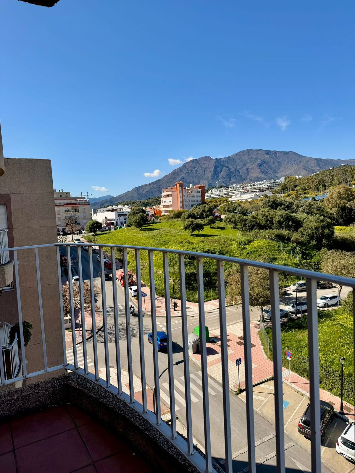 Penthouse te koop in Estepona | 4 slaapkamers H5329558