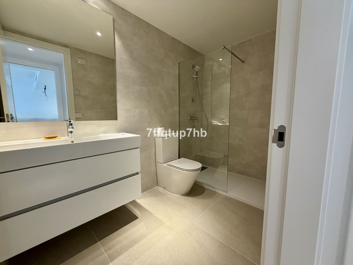 Appartement te koop in Estepona | 2 slaapkamers H5329942