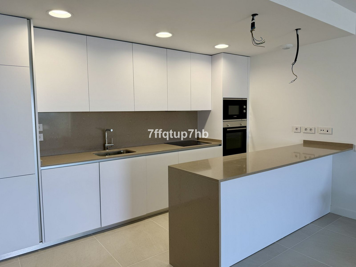 Appartement te koop in Estepona | 2 slaapkamers H5329942