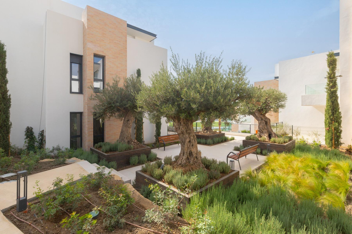 Appartement te koop in Estepona | 2 slaapkamers H5330170