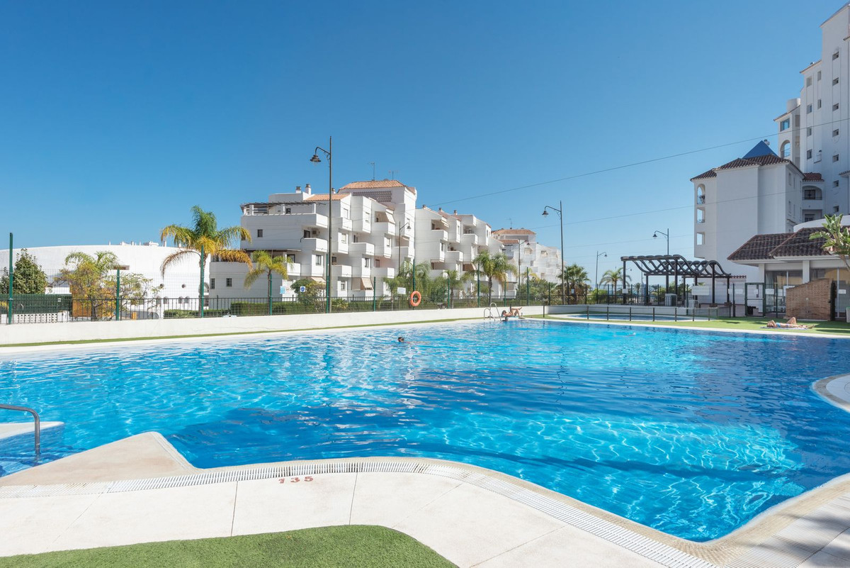 Penthouse te koop in Estepona | 2 slaapkamers H5330602