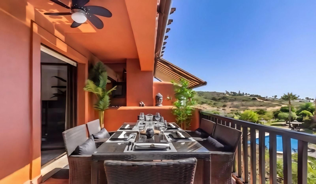 Appartement te koop in Estepona | 3 slaapkamers H5332702