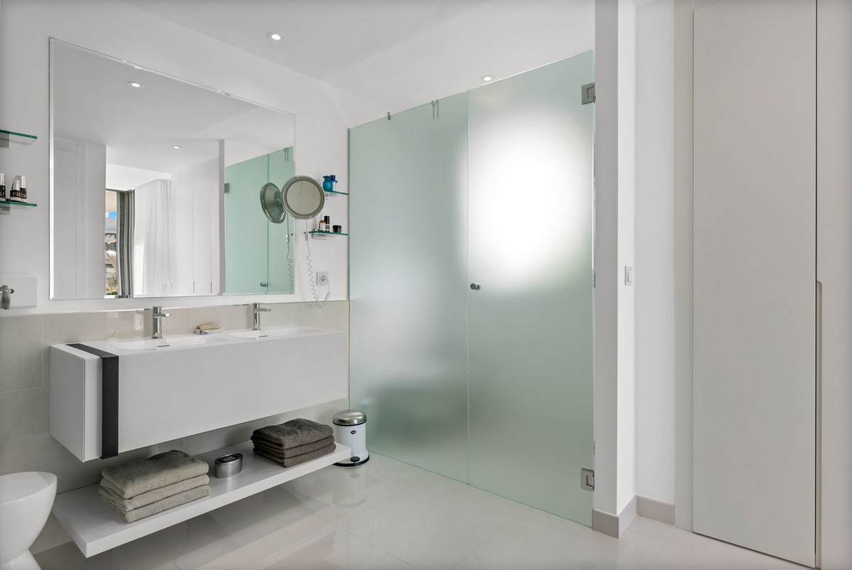 Appartement te koop in Estepona | 3 slaapkamers H5333014