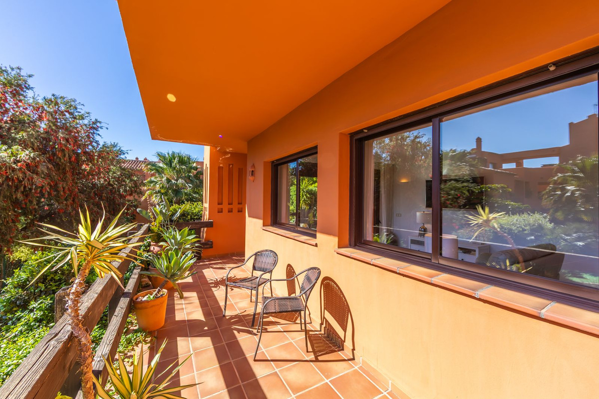 Appartement te koop in Estepona | 2 slaapkamers H5333104