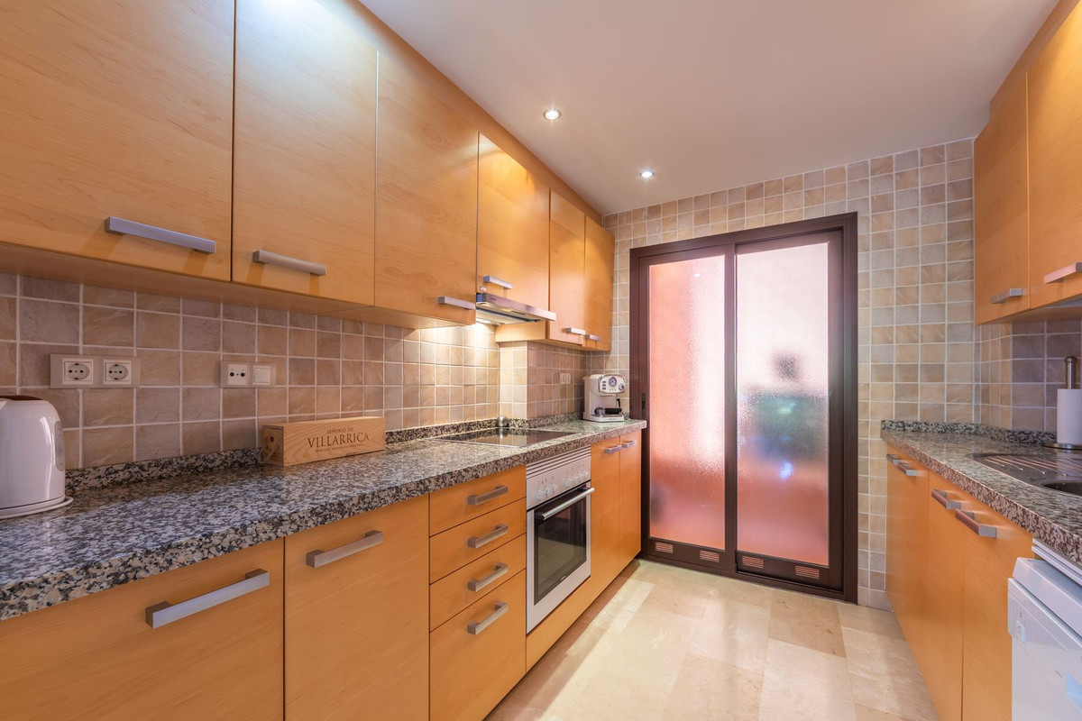 Appartement te koop in Estepona | 2 slaapkamers H5333104