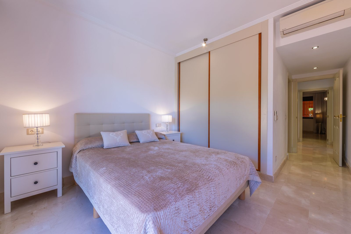Appartement te koop in Estepona | 2 slaapkamers H5333104