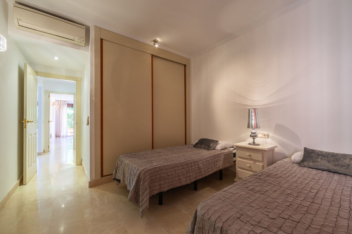 Appartement te koop in Estepona | 2 slaapkamers H5333104