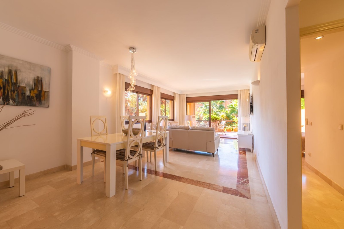 Appartement te koop in Estepona | 2 slaapkamers H5333104
