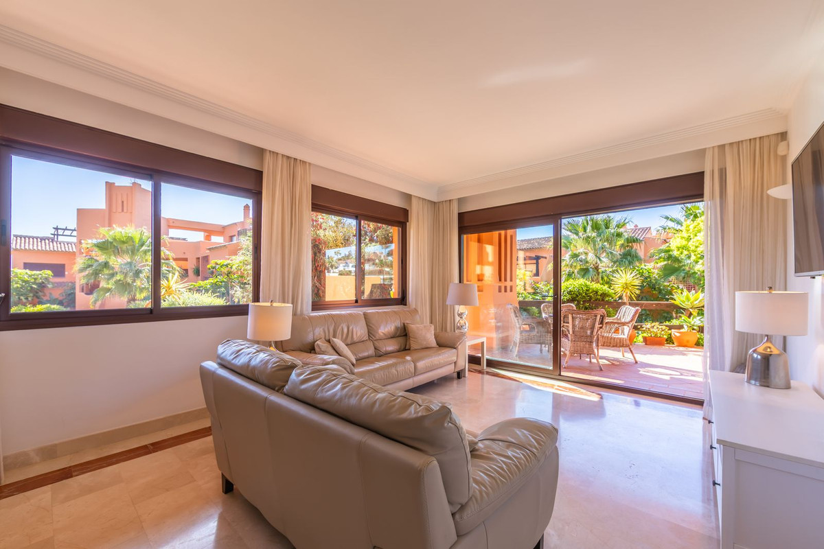 Appartement te koop in Estepona | 2 slaapkamers H5333104