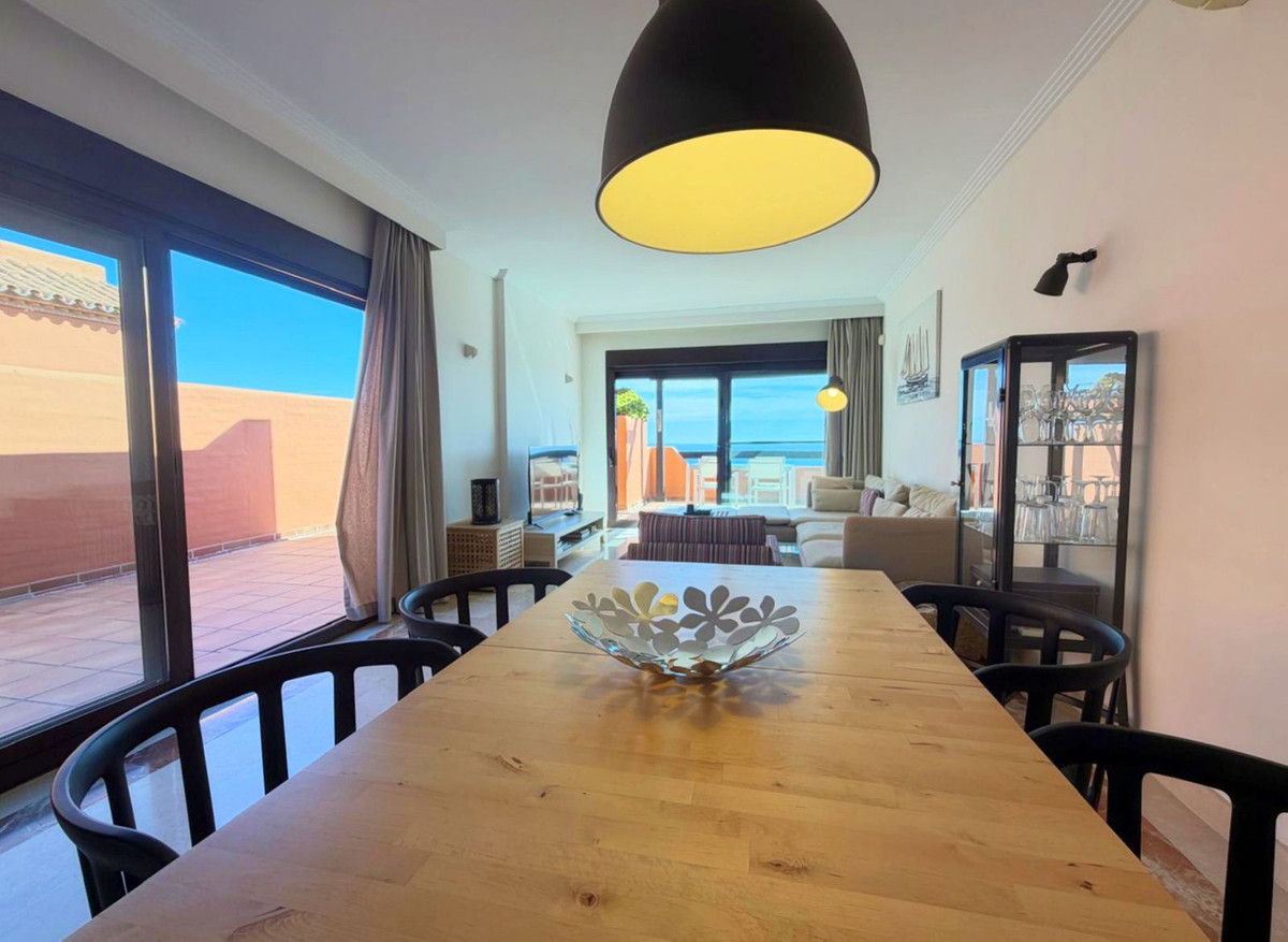 Penthouse te koop in Estepona | 2 slaapkamers H5333236