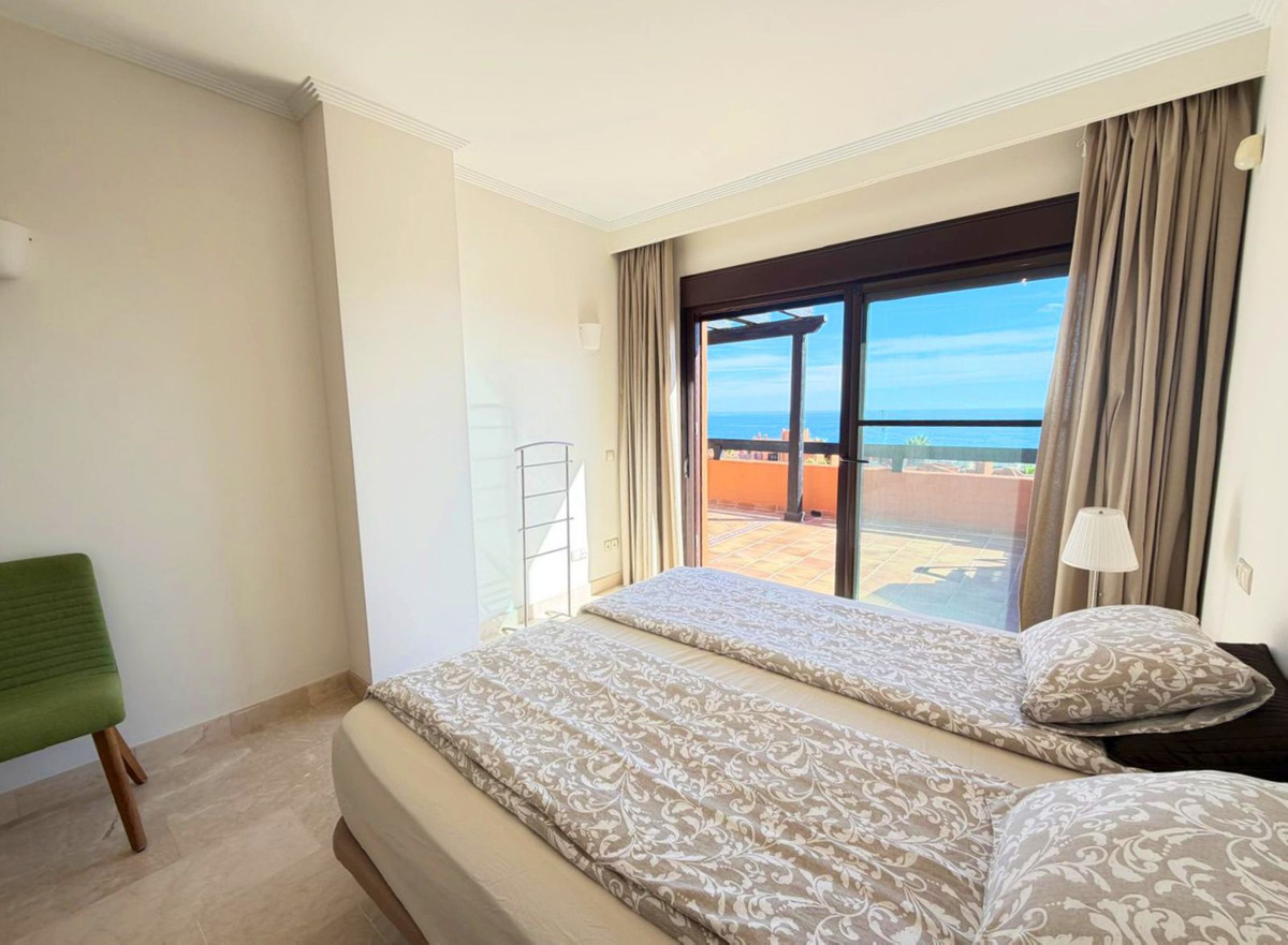 Penthouse te koop in Estepona | 2 slaapkamers H5333236