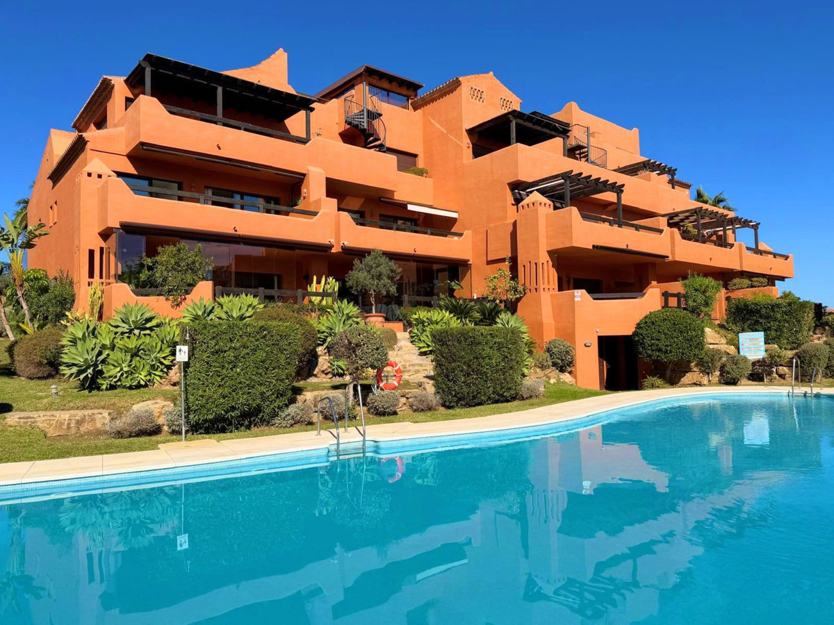 Penthouse te koop in Estepona | 2 slaapkamers H5333236