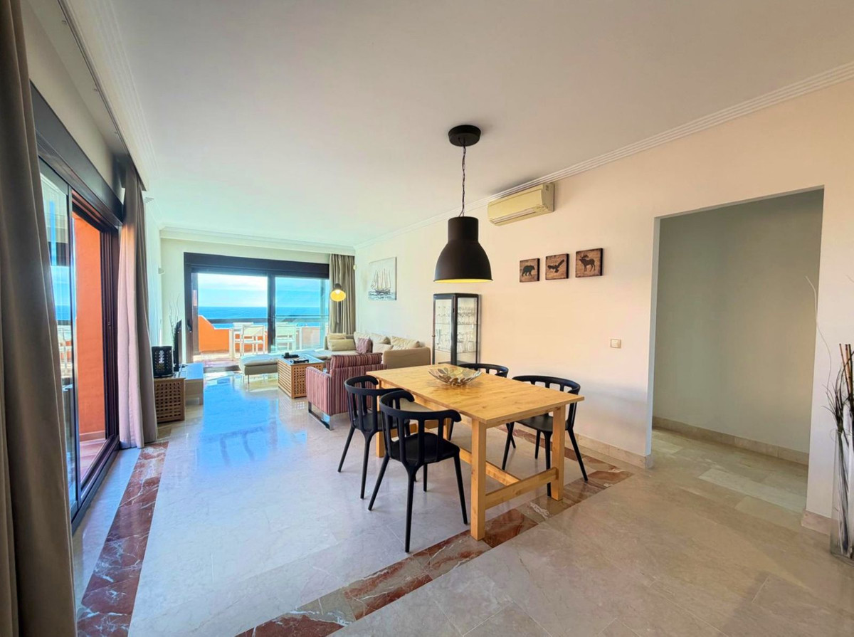 Penthouse te koop in Estepona | 2 slaapkamers H5333236