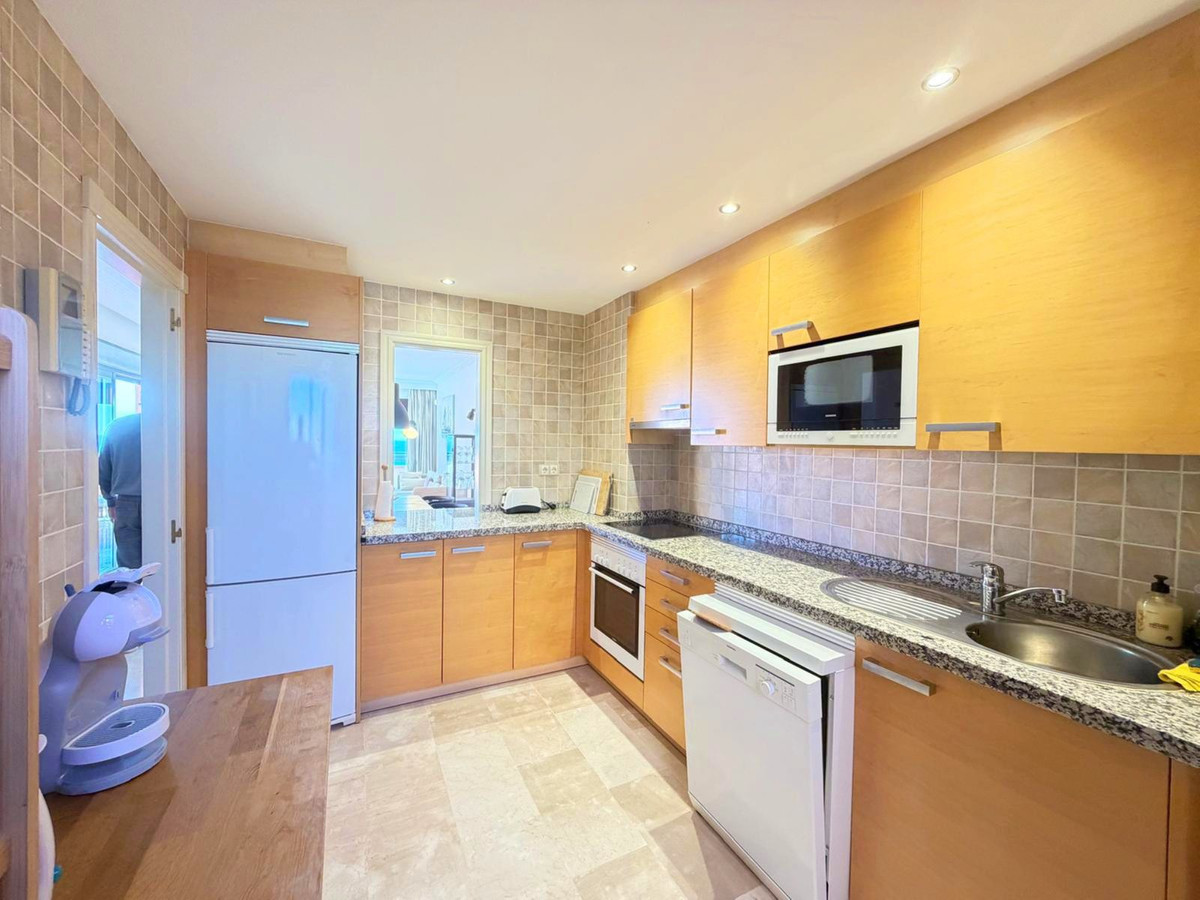 Penthouse te koop in Estepona | 2 slaapkamers H5333236