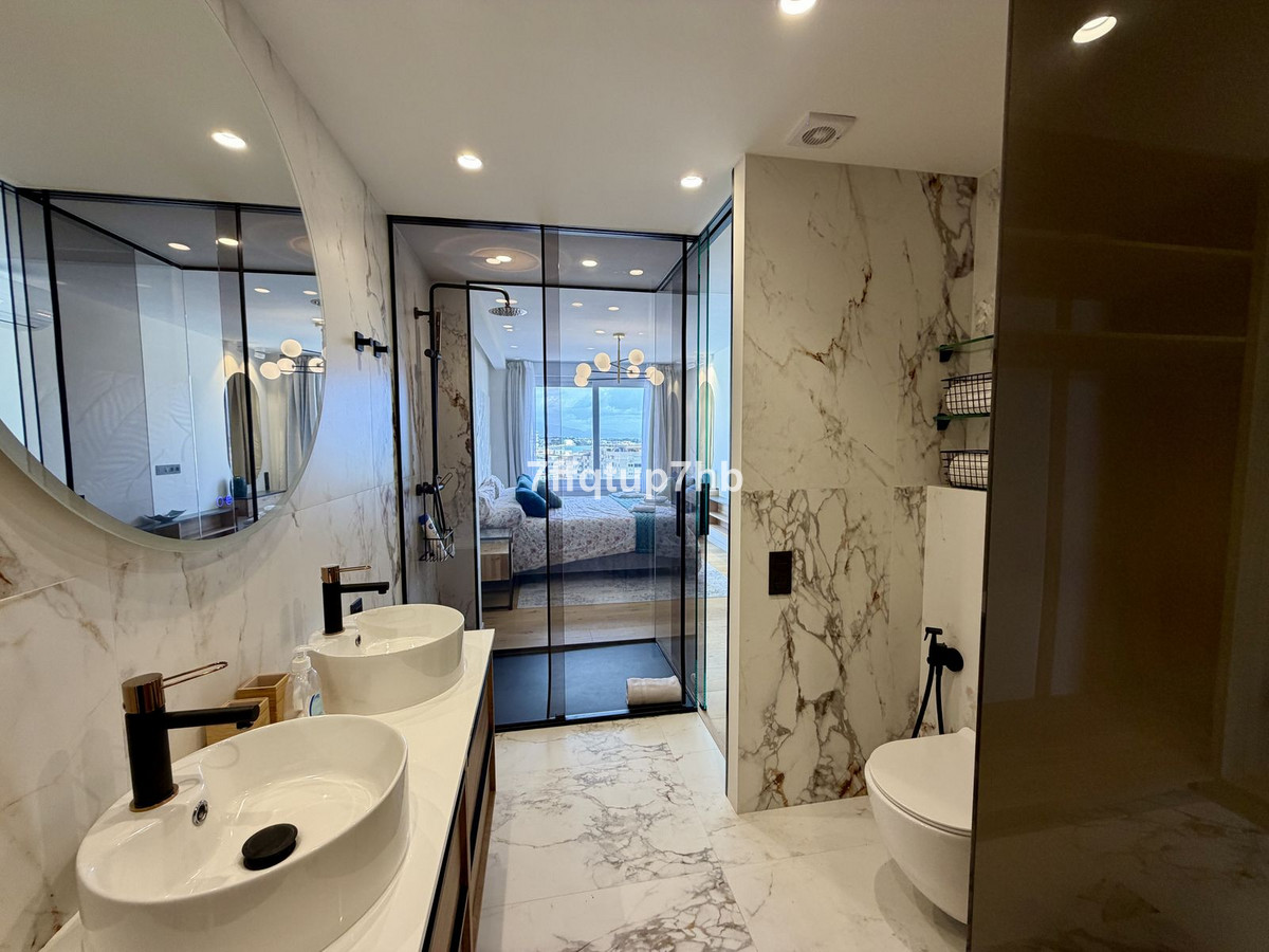 Penthouse te koop in Estepona | 3 slaapkamers H5333284