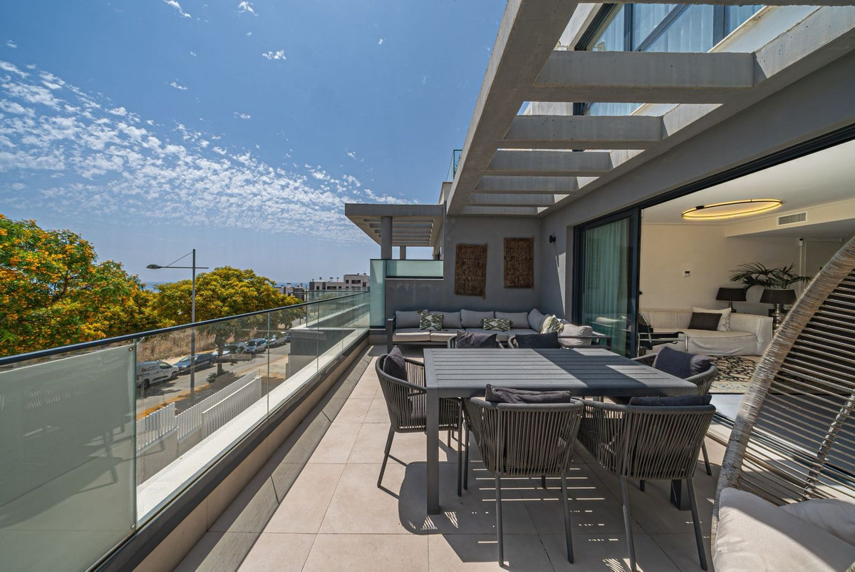 Appartement te koop in Estepona | 3 slaapkamers H5333317