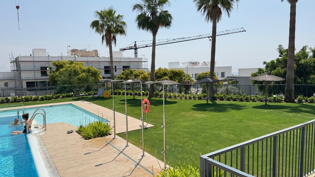 Appartement te koop in Estepona | 3 slaapkamers H5333317