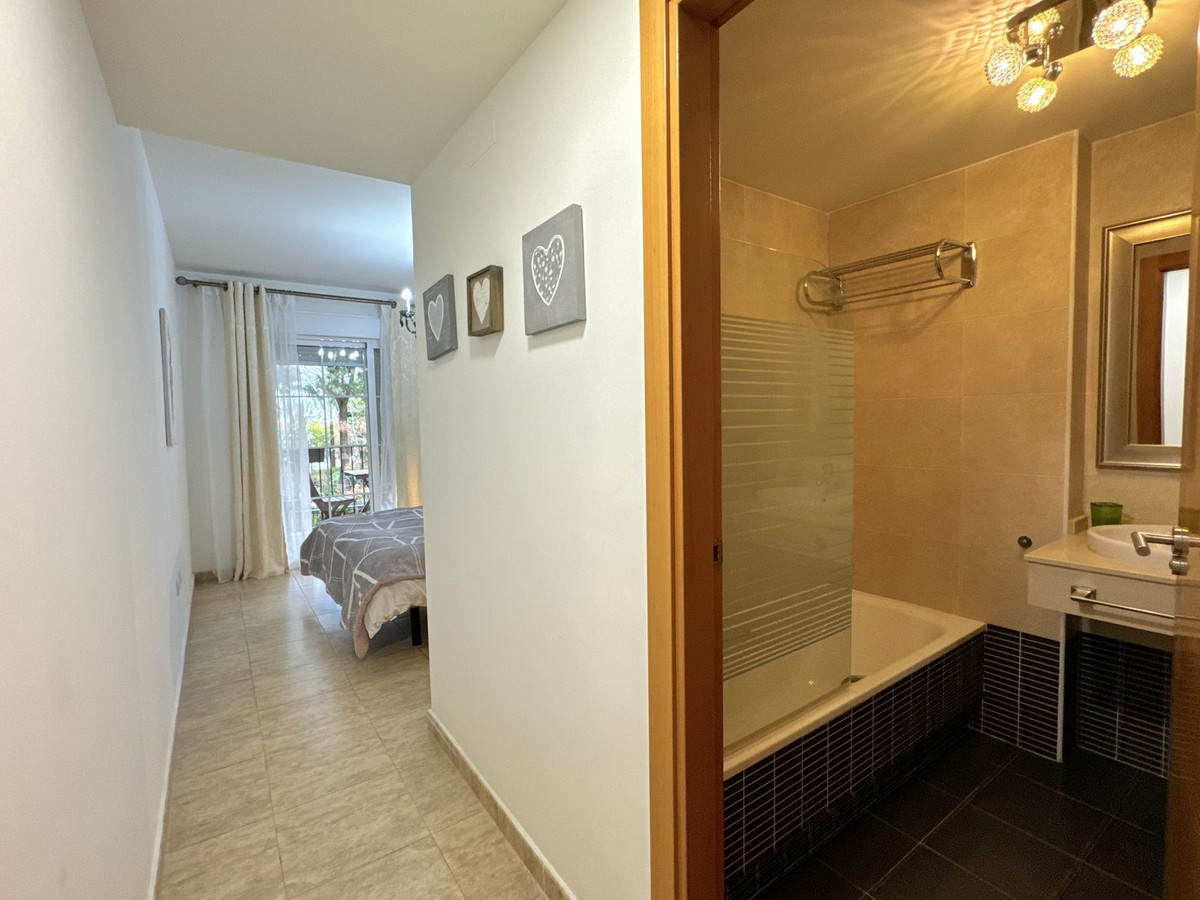 Appartement te koop in Estepona | 2 slaapkamers H5333404