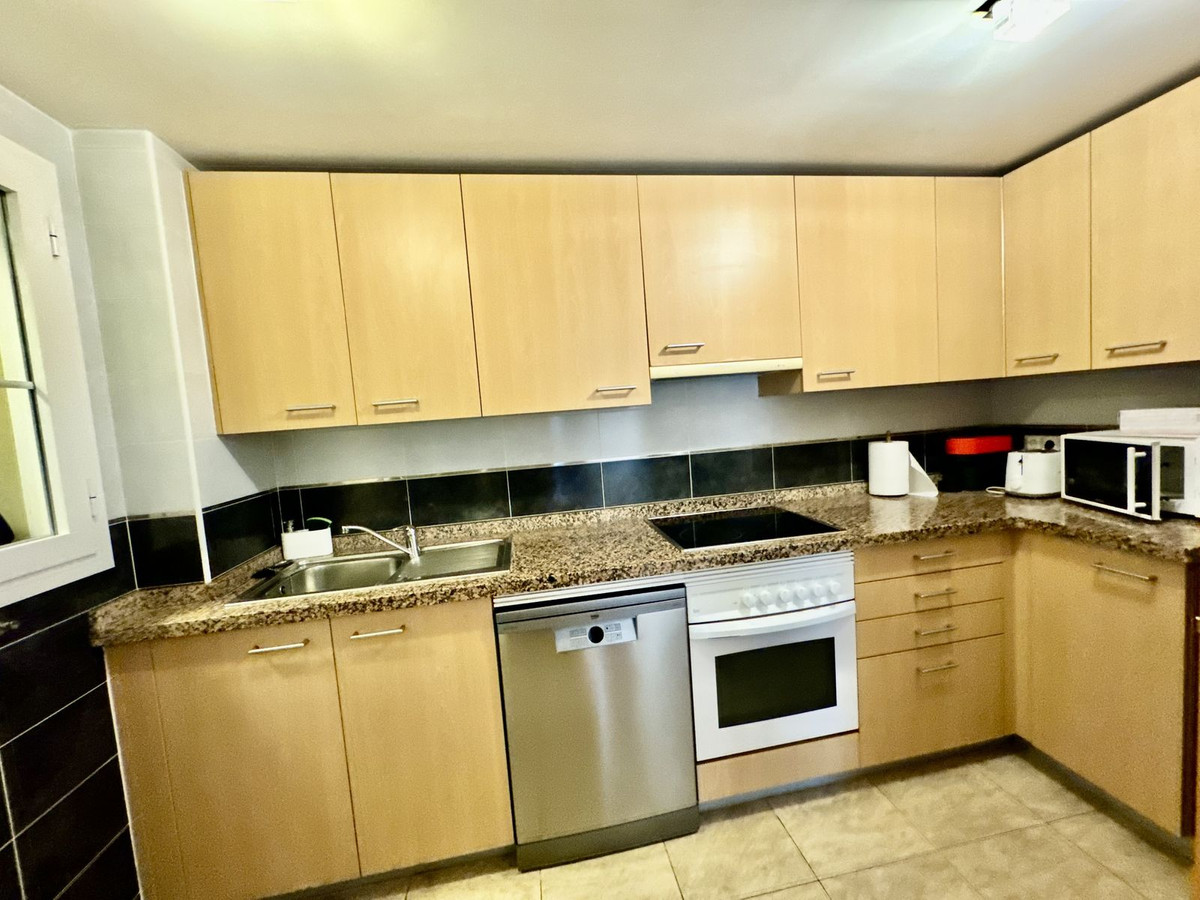 Appartement te koop in Estepona | 2 slaapkamers H5333404