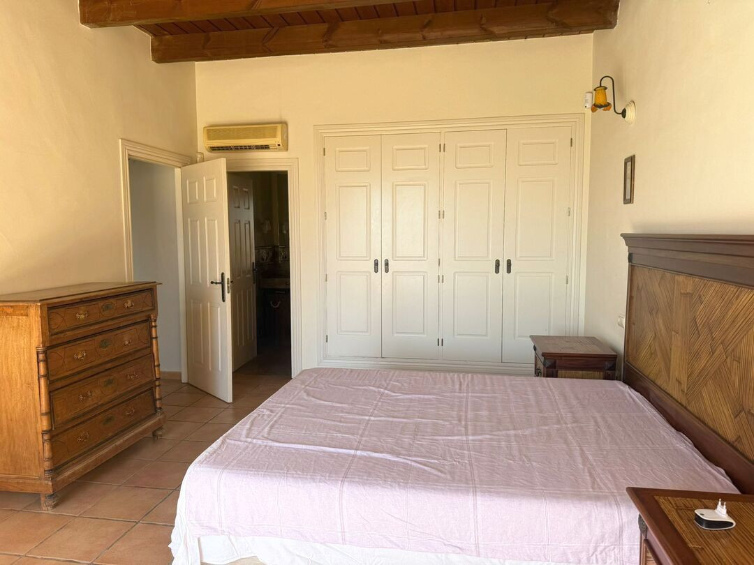 Duplex te koop in Estepona | 3 slaapkamers H5333644