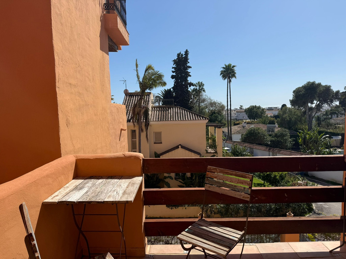 Duplex te koop in Estepona | 3 slaapkamers H5333644