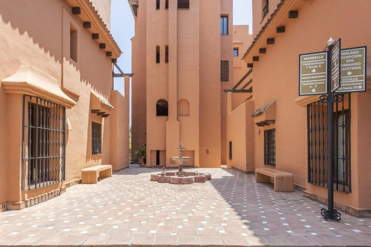 Duplex te koop in Estepona | 3 slaapkamers H5333644