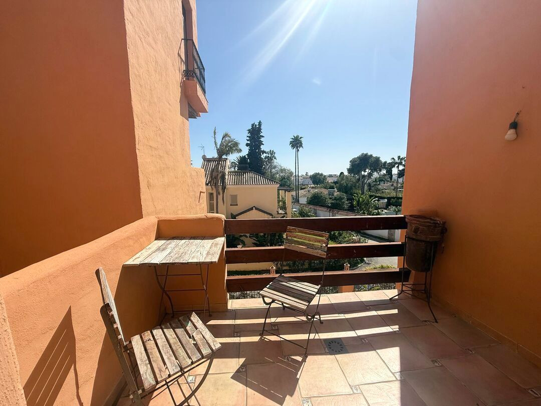 Duplex te koop in Estepona | 3 slaapkamers H5333644