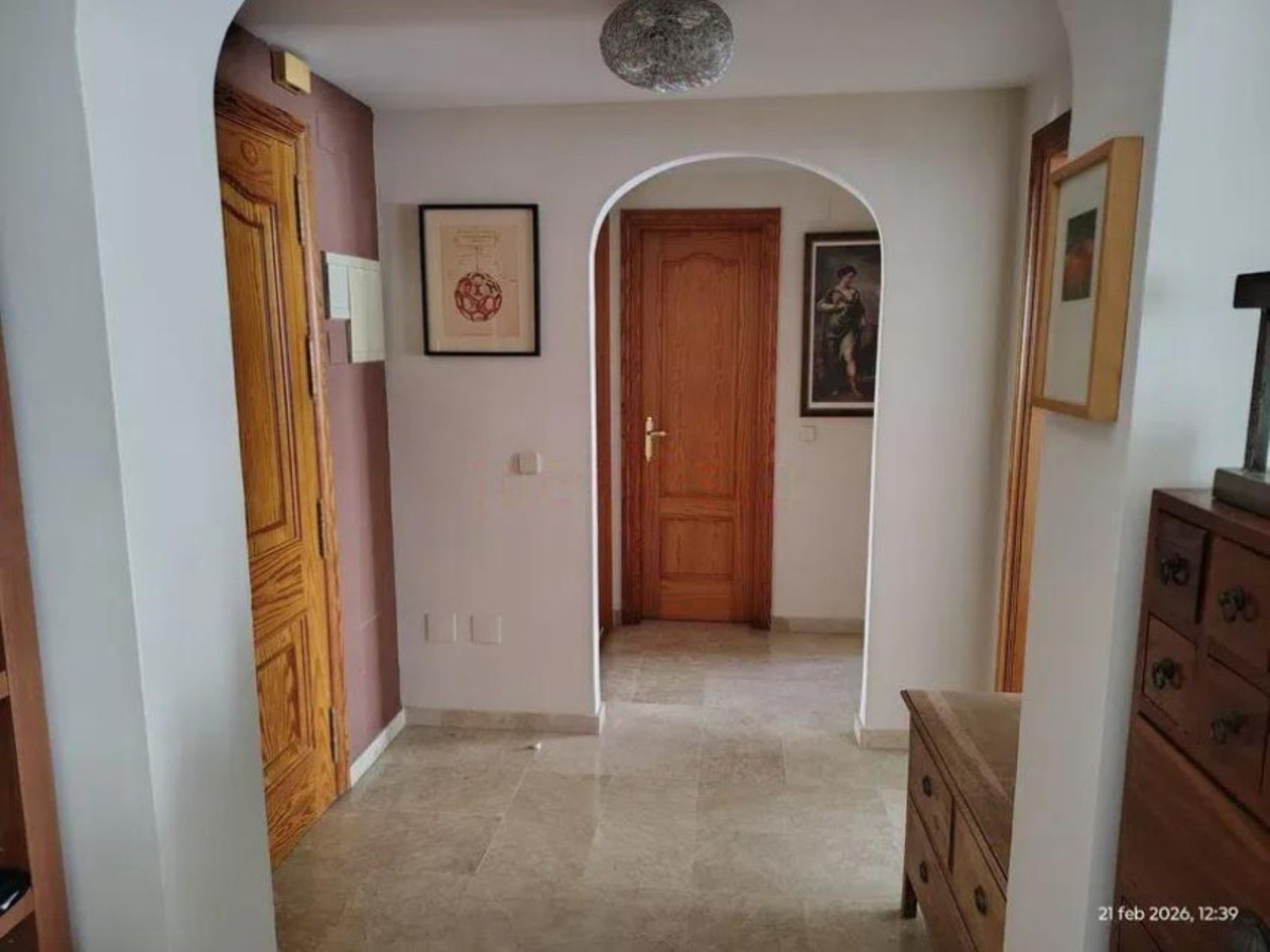 Penthouse te koop in Estepona | 4 slaapkamers H5335135