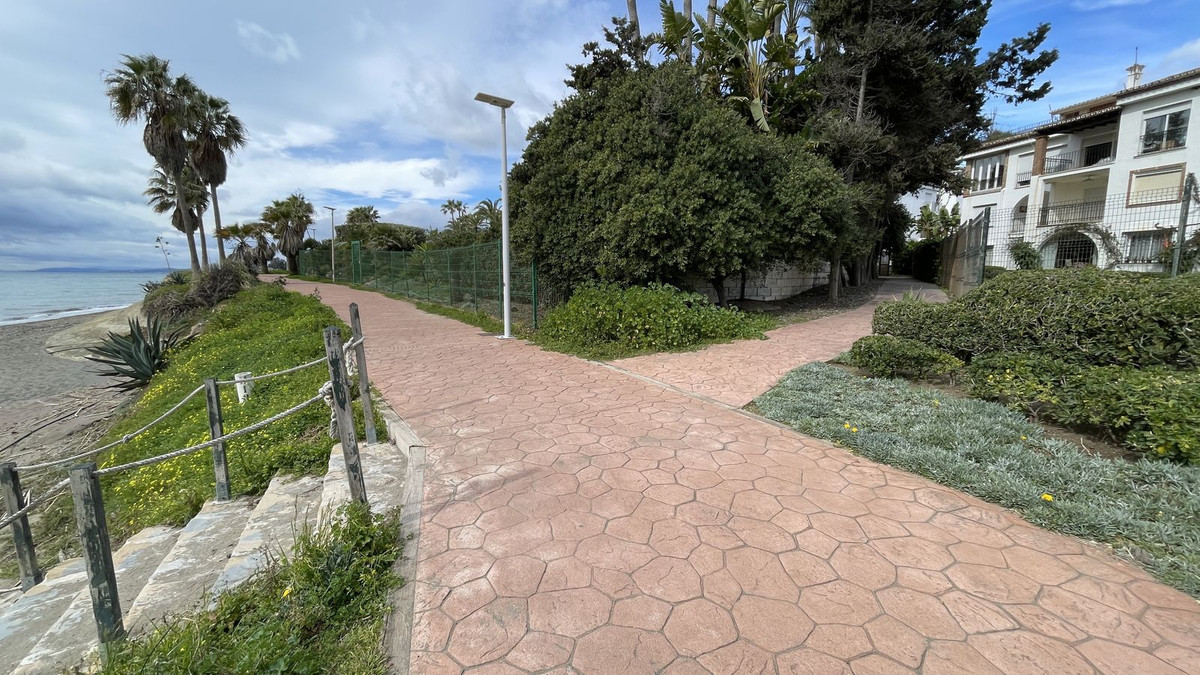 Appartement te koop in Estepona | 0 slaapkamers H5335288