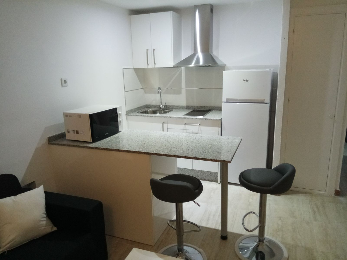 Appartement te koop in Estepona | 0 slaapkamers H5335288