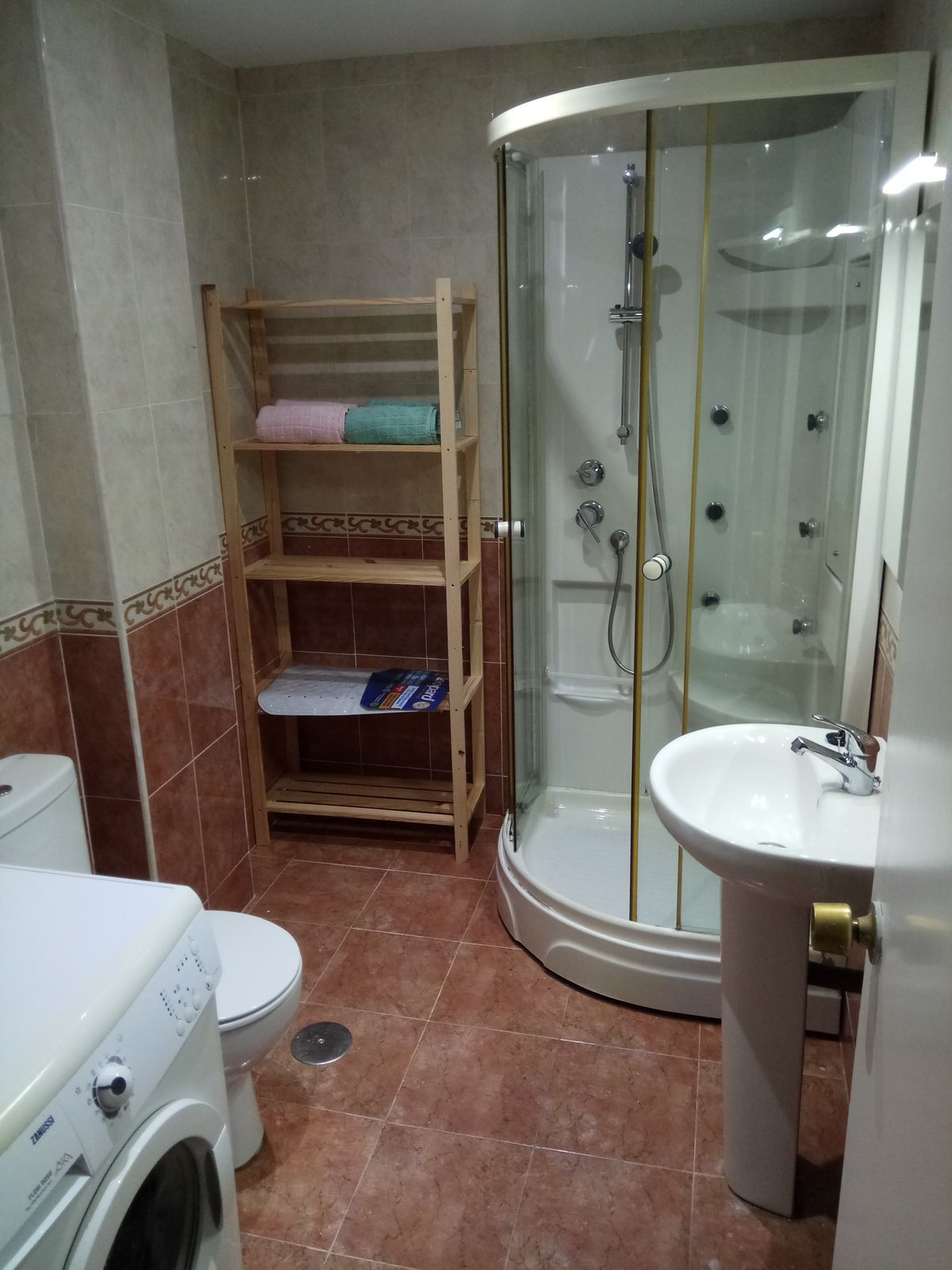 Appartement te koop in Estepona | 0 slaapkamers H5335288