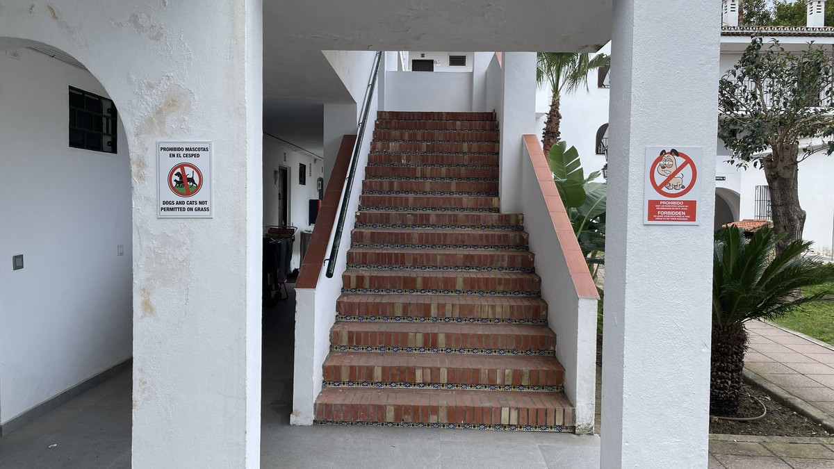 Appartement te koop in Estepona | 0 slaapkamers H5335288