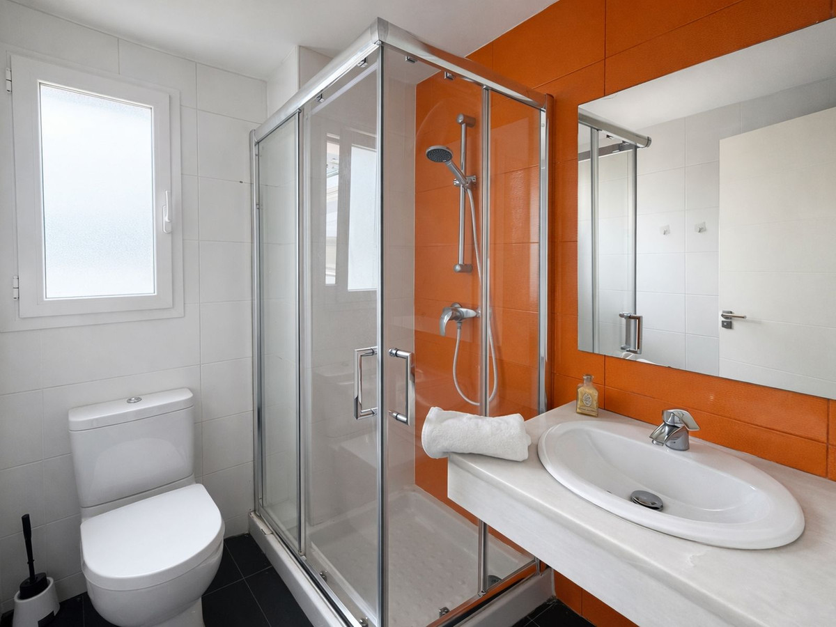 Appartement te koop in Estepona | 3 slaapkamers H5335429