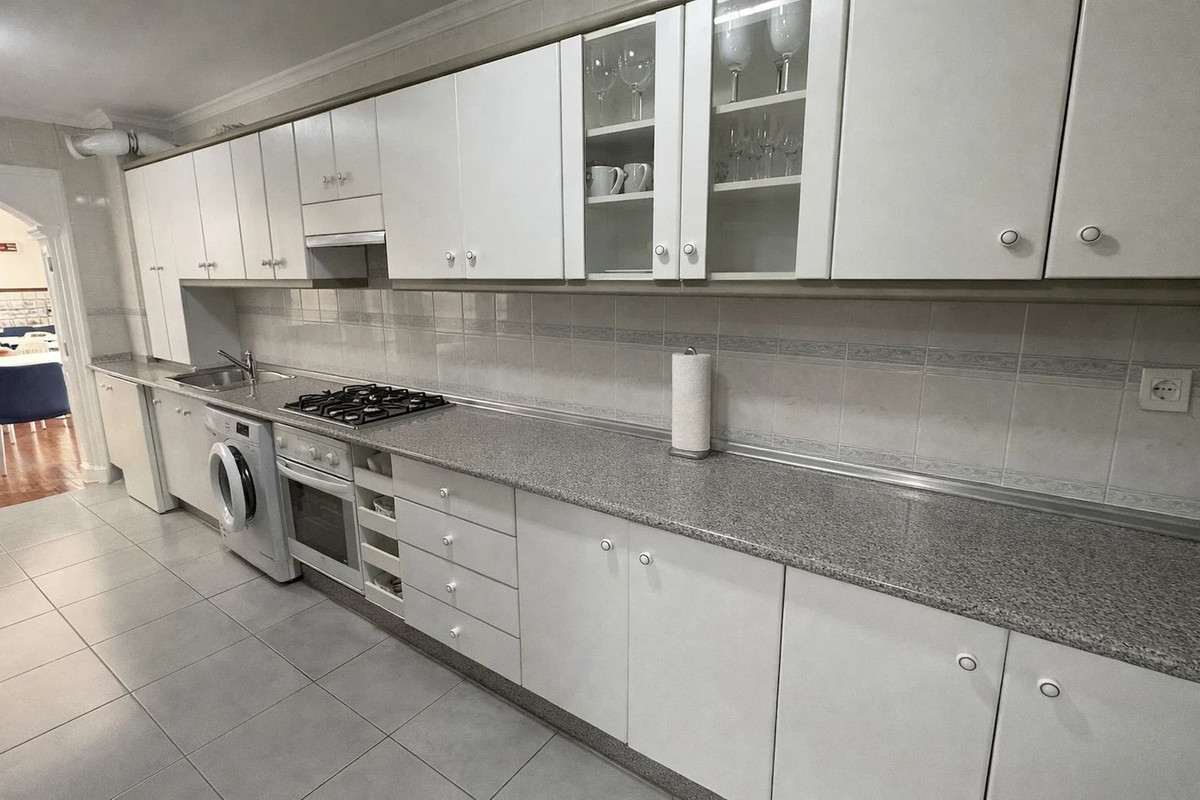 Appartement te koop in Estepona | 3 slaapkamers H5335501