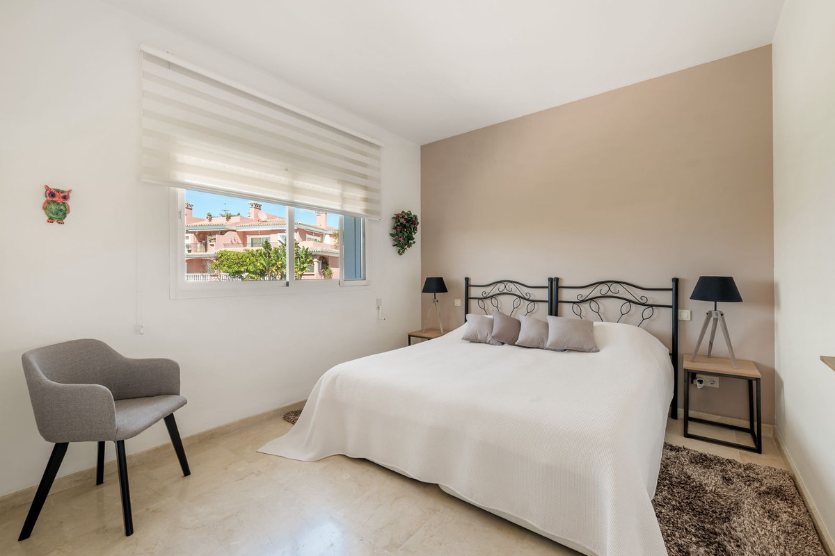 Penthouse te koop in Estepona | 2 slaapkamers H5335552