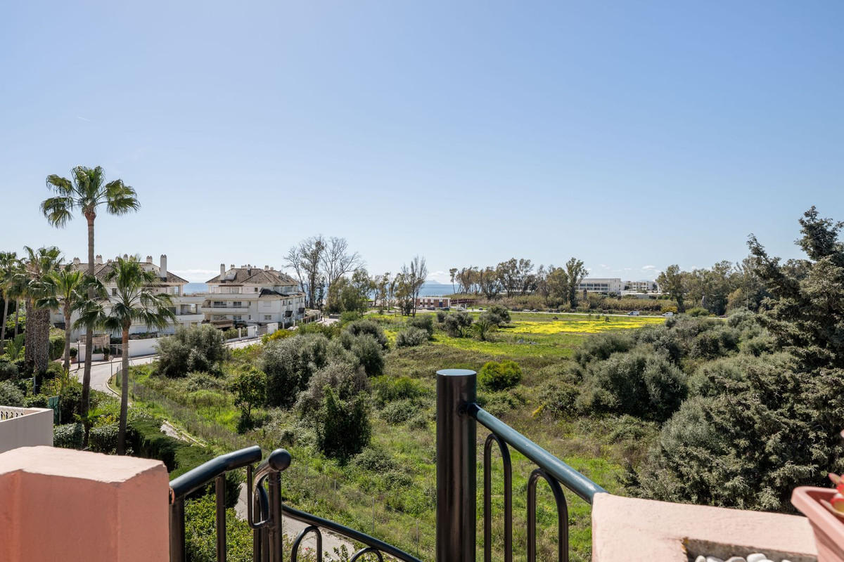 Penthouse te koop in Estepona | 2 slaapkamers H5335552
