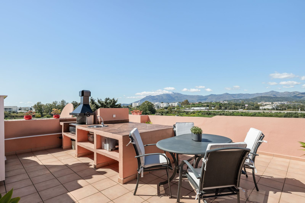 Penthouse te koop in Estepona | 2 slaapkamers H5335552