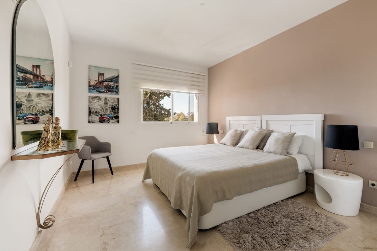 Penthouse te koop in Estepona | 2 slaapkamers H5335552